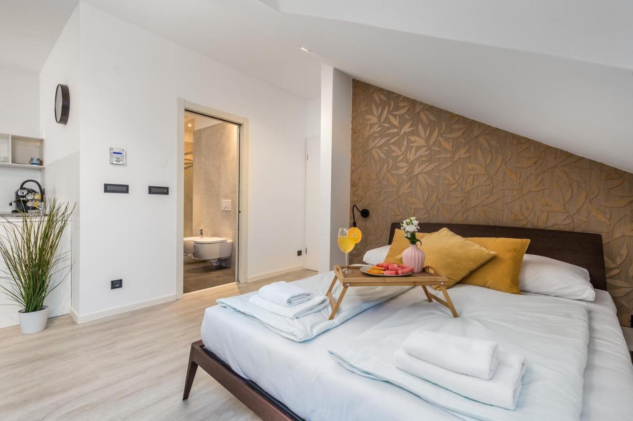 Apartments Rijeka In Экстерьер фото