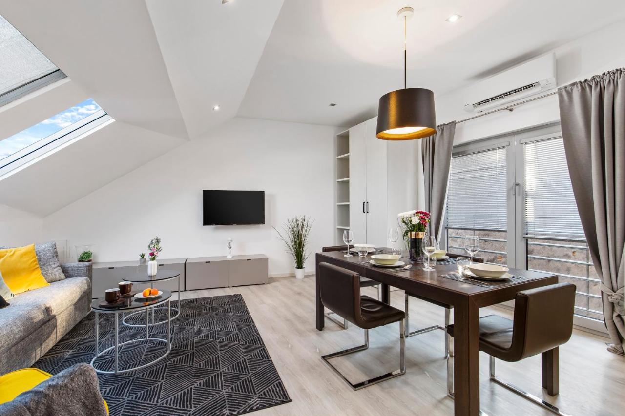 Apartments Rijeka In Экстерьер фото
